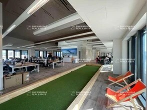 Office in Lyon to rent Interior Photo- Image 1 of 26