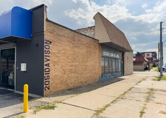 More details for 2051 W Davison, Detroit, MI - Retail for Sale