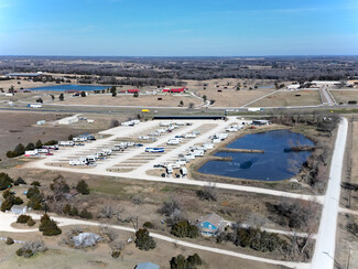 More details for 59 Club Lake Rd, Whitesboro, TX - Residential for Sale