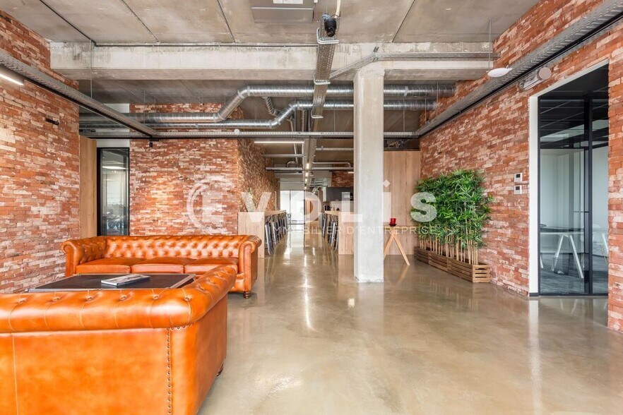 4 Rue Marcel Dassault, Genas for sale - Building Photo - Image 1 of 13