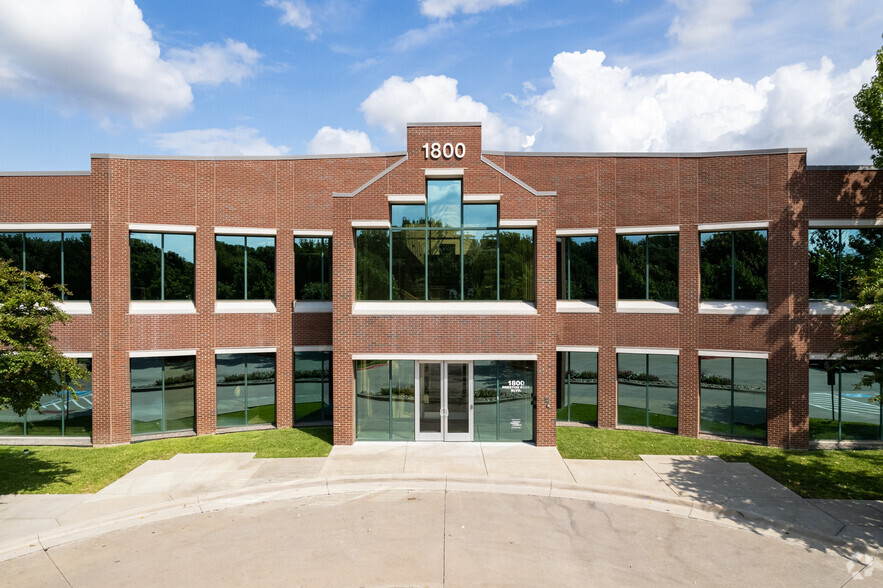 1800 Preston Park Blvd, Plano, TX for rent - Building Photo - Image 3 of 20