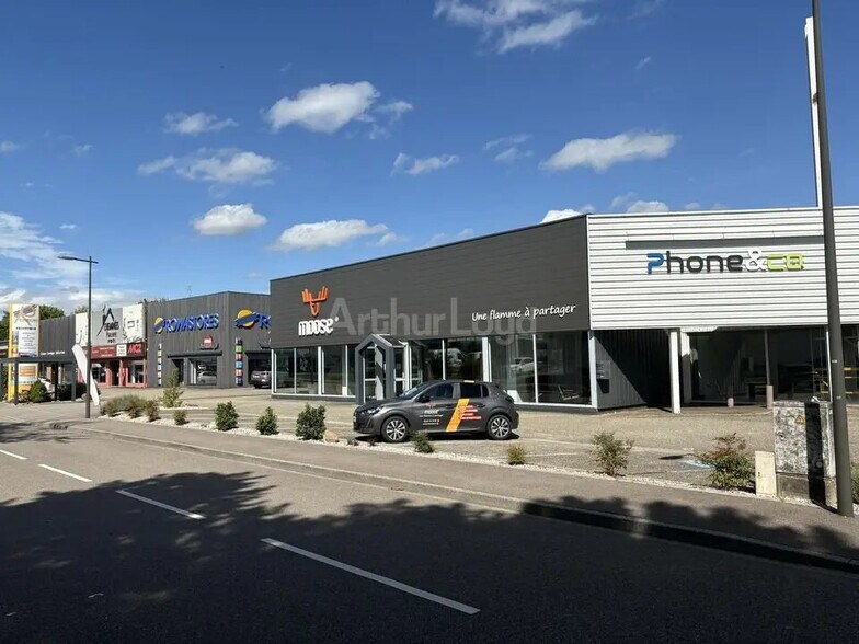 Retail in Vendenheim to rent - Building Photo - Image 2 of 11