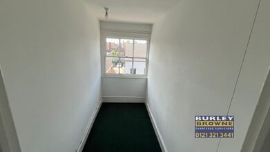 8 Bore St, Lichfield to rent Interior Photo- Image 2 of 5