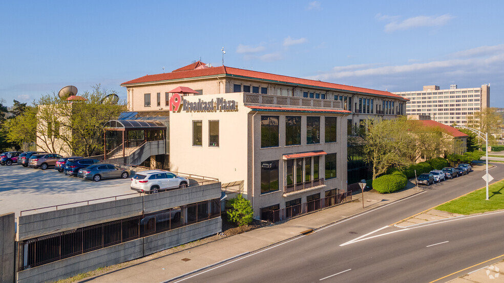 650 Gest St, Cincinnati, OH for rent - Building Photo - Image 1 of 9