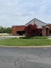 3 Professional Dr, Alton, IL for rent Building Photo- Image 1 of 16