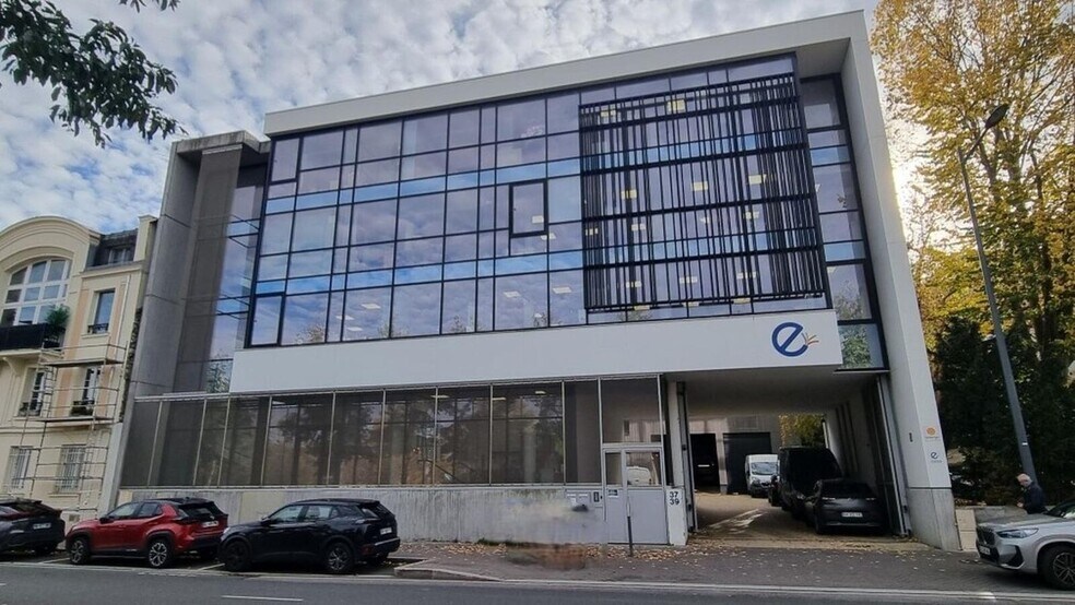 Office in Meudon to rent - Building Photo - Image 3 of 16