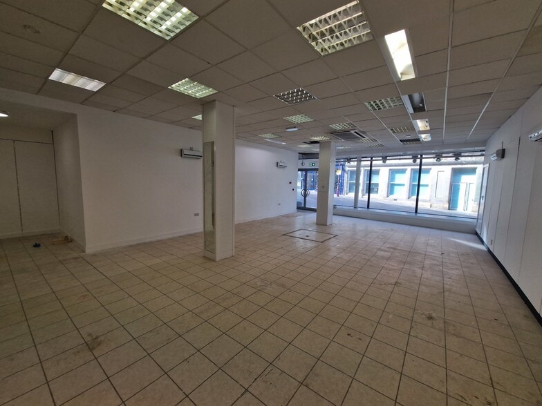 54-56 Bath St, Ilkeston to rent - Building Photo - Image 3 of 4