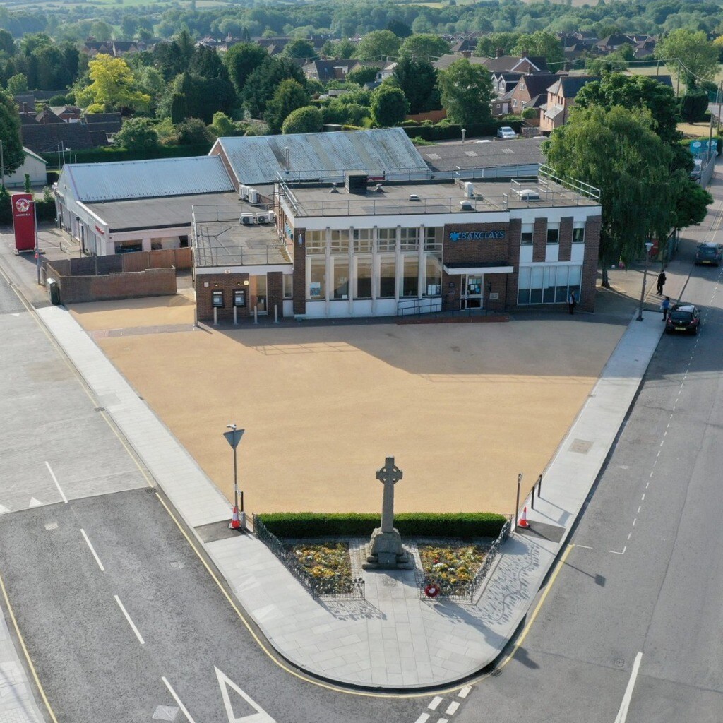 3 Station Rd, Flitwick to rent Building Photo- Image 1 of 5