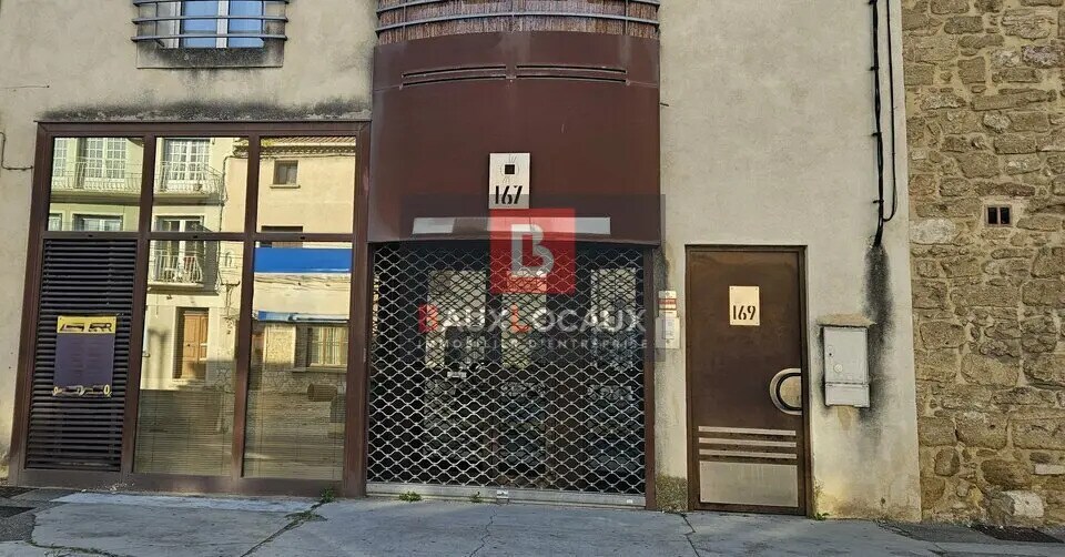 Location Commerce 257 m² - Photo 1