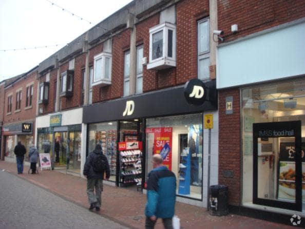 43 Mill St, Macclesfield to rent Primary Photo- Image 1 of 2