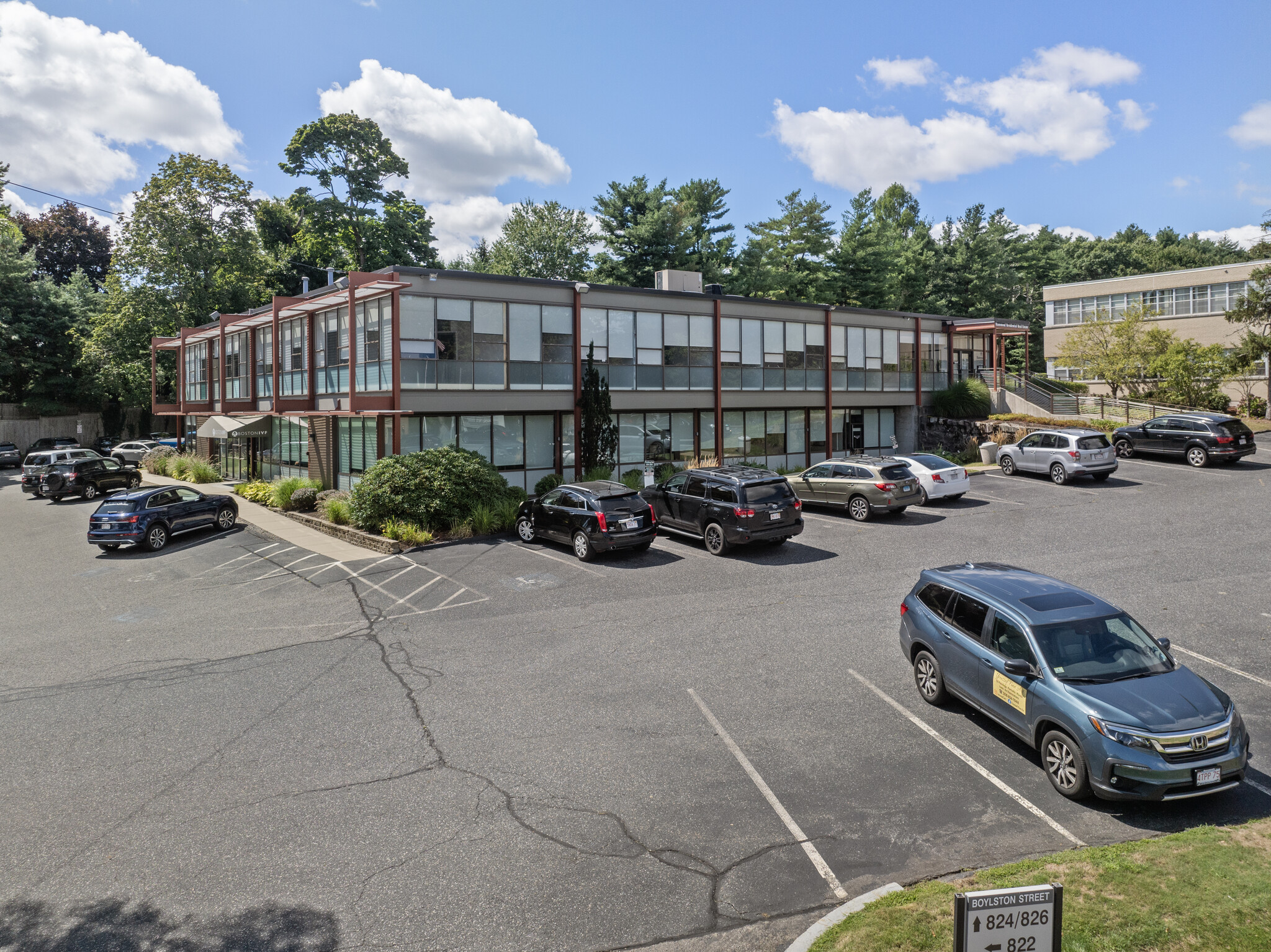 824-826 Boylston St, Brookline, MA for rent Building Photo- Image 1 of 5