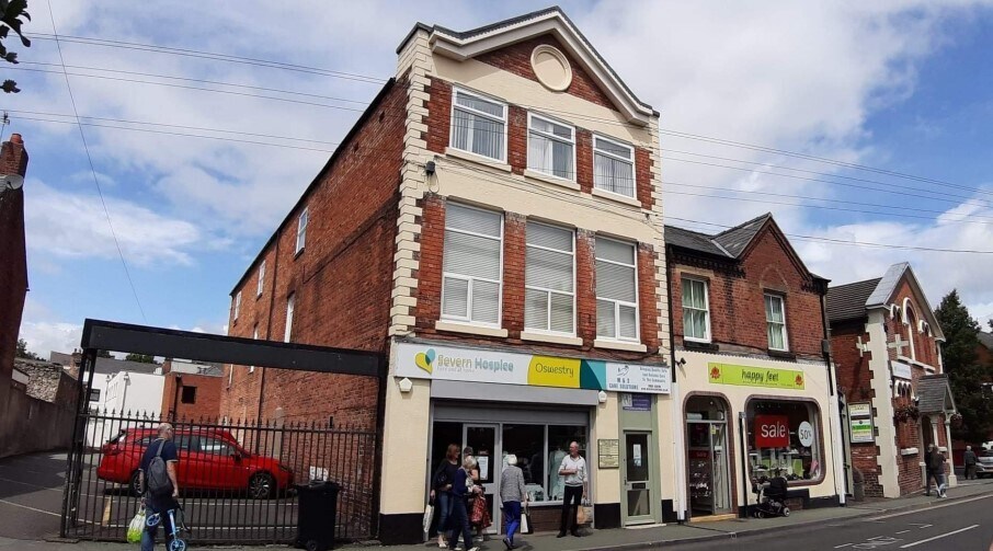 12 English Walls, Oswestry to rent Primary Photo- Image 1 of 4