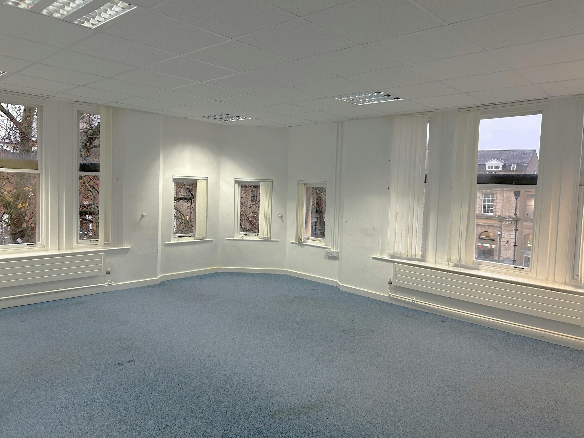 1-4 Long Causeway, Peterborough to rent Building Photo- Image 1 of 7