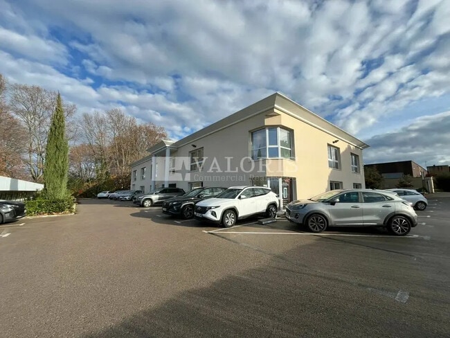 Location Bureaux 380 m²