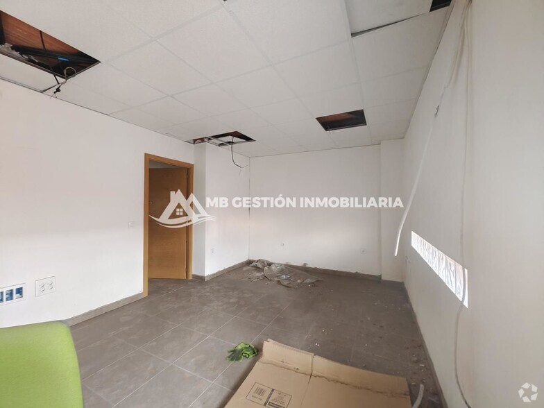 Industrial in Fuenlabrada, MAD for rent - Building Photo - Image 3 of 7