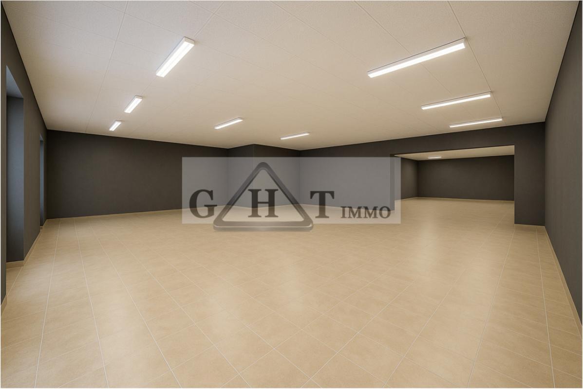 Retail in Aulnay-sous-Bois for sale Interior Photo- Image 1 of 4
