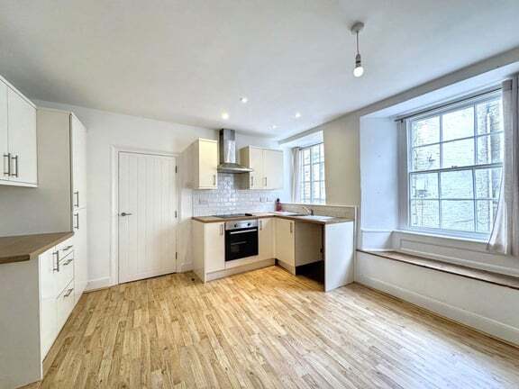 16-16B St Marys Chare, Hexham for sale - Interior Photo - Image 3 of 8