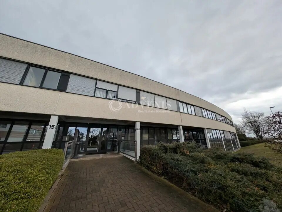 Vente Bureaux 155 m² - Photo 1