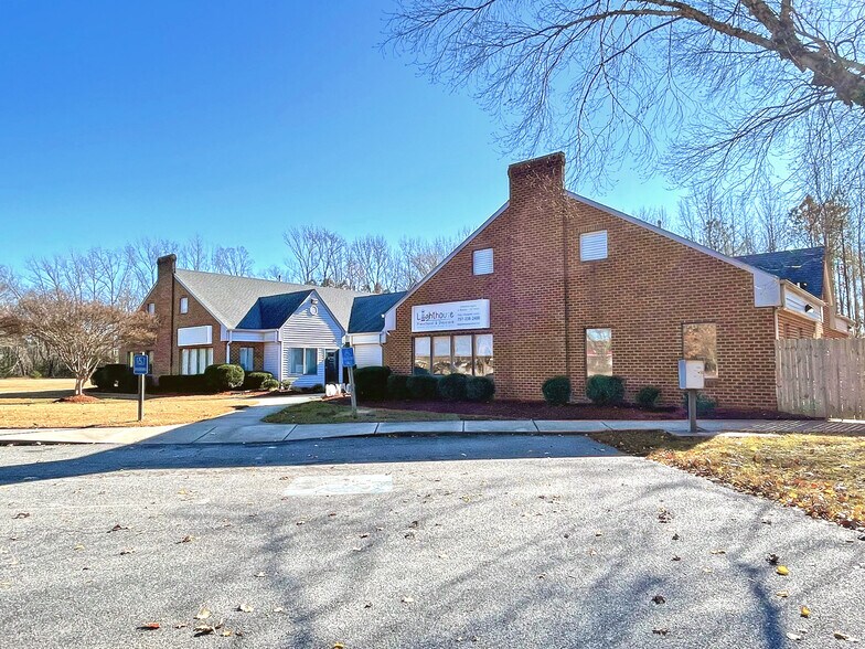 15154 Carrollton Blvd, Carrollton, VA for sale - Building Photo - Image 2 of 27