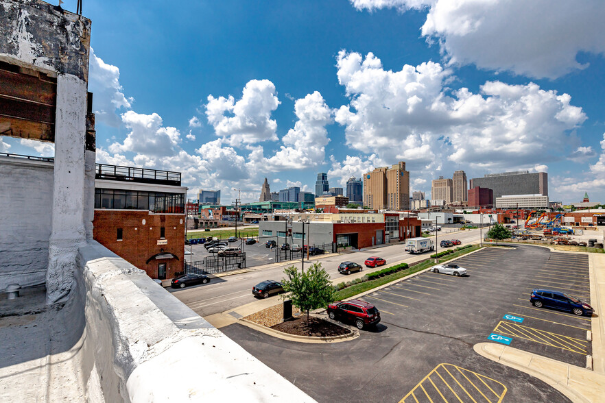 708 E 18th St, Kansas City, MO for sale - Building Photo - Image 3 of 12