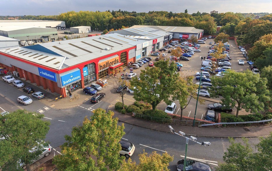 6 Howard Way, Harlow for sale - Building Photo - Image 3 of 3