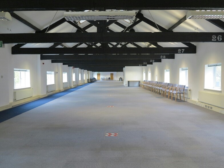 Haslar Rd, Gosport to rent - Building Photo - Image 2 of 12