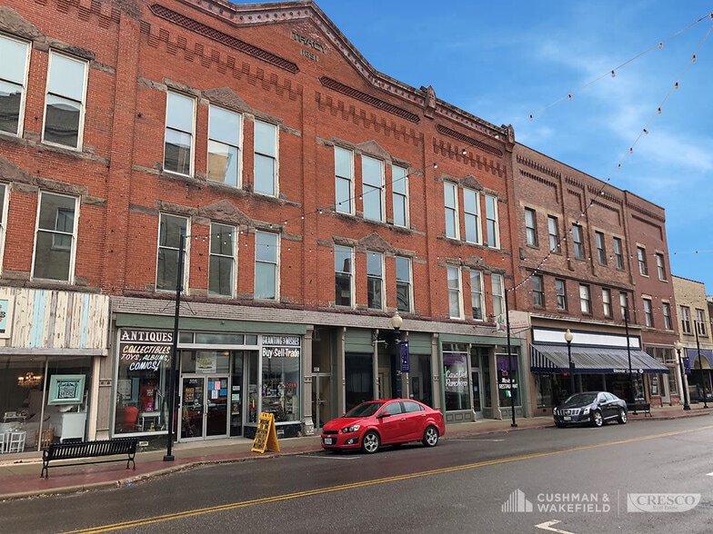 554562 W Tuscarawas Ave, Barberton 44203 Retail for Sale