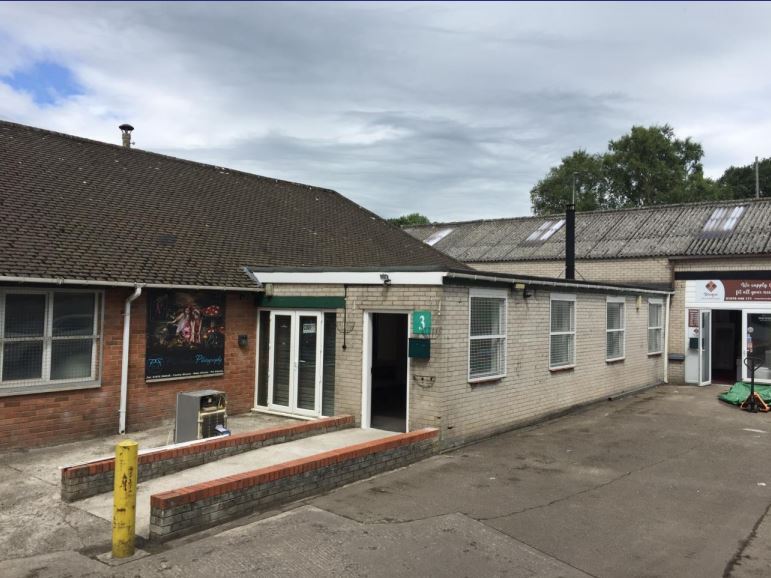 Ruabon Rd, Wrexham for sale Primary Photo- Image 1 of 1