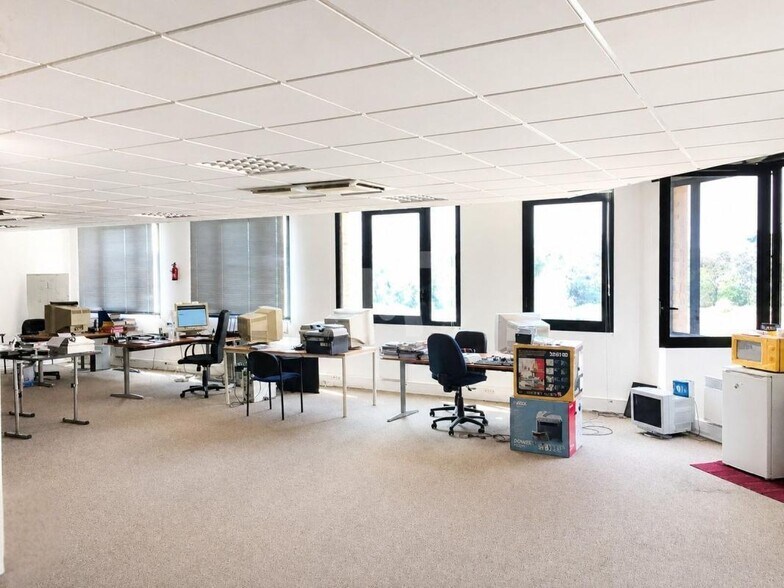 Office in Évry-Courcouronnes for sale - Interior Photo - Image 2 of 4