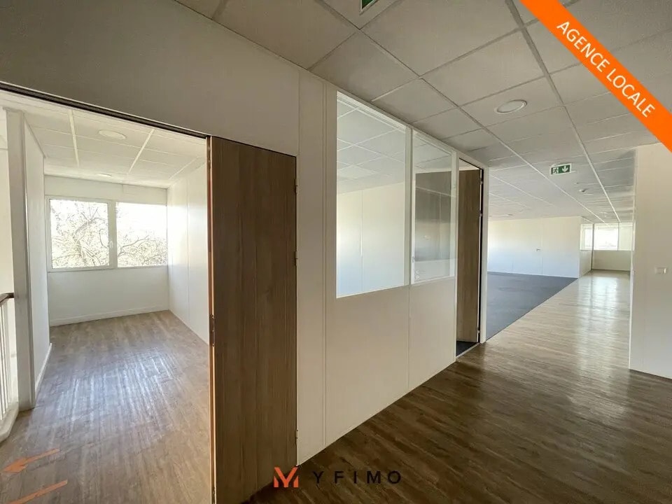 Vente Bureaux 413 m² - Photo 1