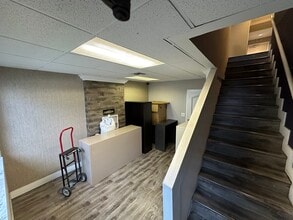 4331 N Dixie Hwy, Boca Raton, FL to rent Interior Photo- Image 2 of 12