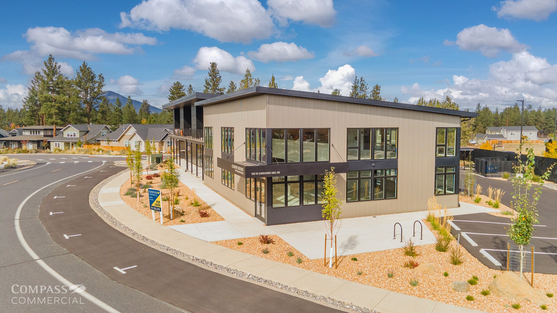 100 Lundgren Mill Dr, Sisters, OR to rent Building Photo- Image 1 of 13