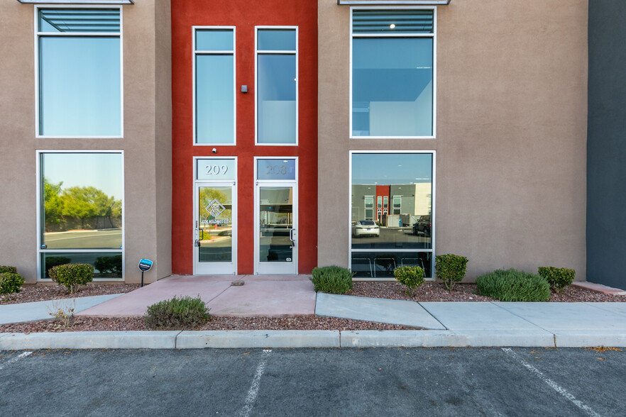 7318 W Post Rd, Las Vegas, NV for sale - Building Photo - Image 3 of 49