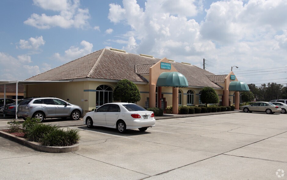 10875 Park Blvd, Seminole, FL for rent - Building Photo - Image 3 of 6