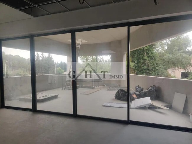 Location Bureaux 333 m²