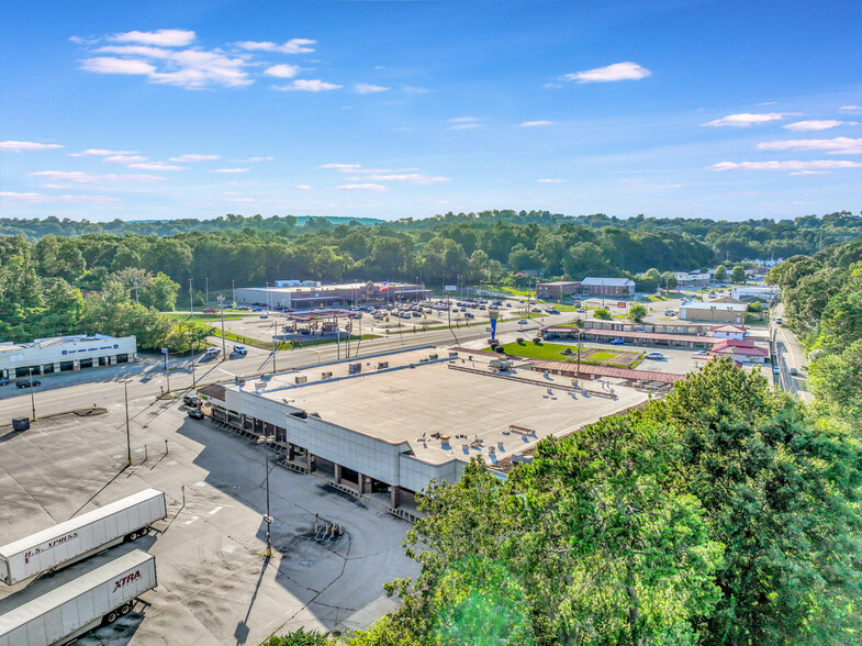 3600-3800 Ringgold Rd, Chattanooga, TN for rent - Aerial - Image 3 of 6