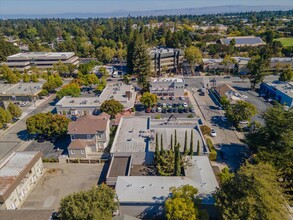 660 Roble Ave, Menlo Park, CA - aerial  map view - Image1