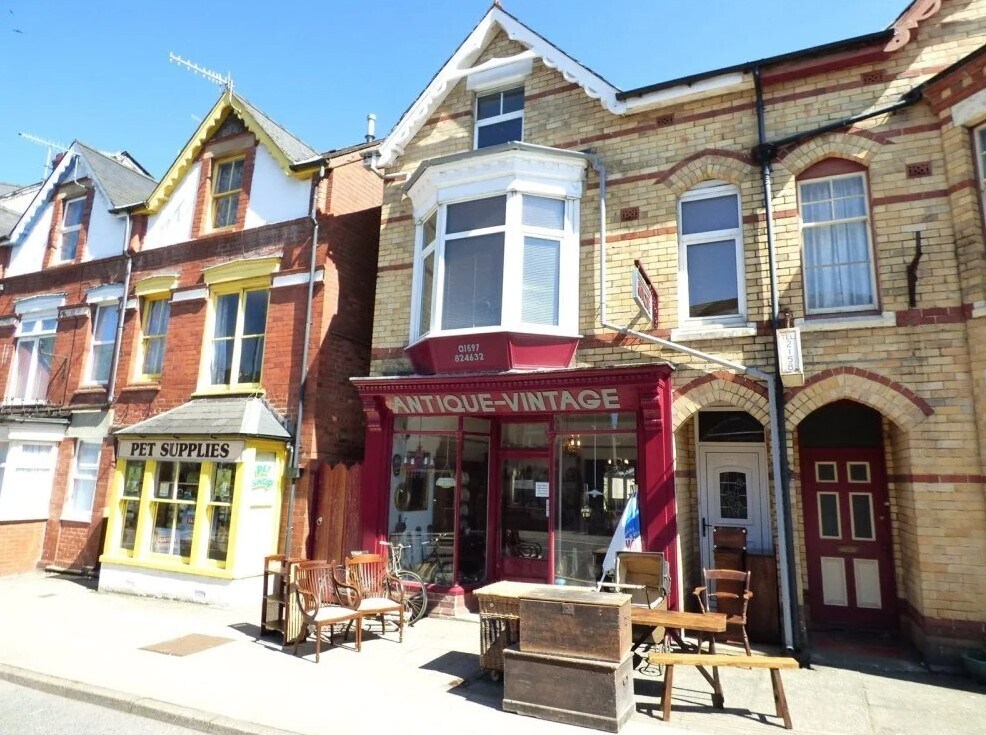 Wellington Rd, Llandrindod Wells for sale Primary Photo- Image 1 of 1