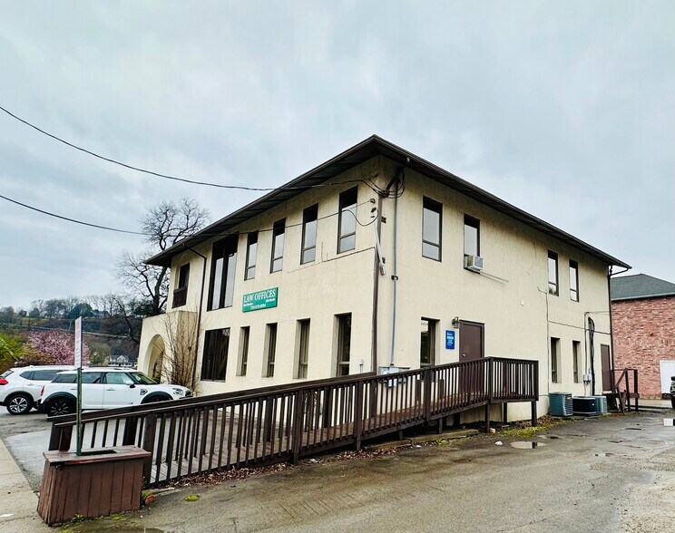 262 S Water St, Kittanning, PA for rent - Building Photo - Image 3 of 5