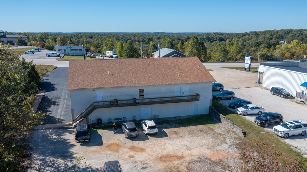 138 S Main St, Gravois Mills, MO for rent - Building Photo - Image 3 of 18