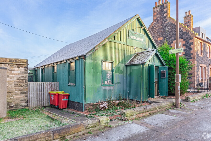 225 Granton Rd, Edinburgh for sale - Primary Photo - Image 1 of 1