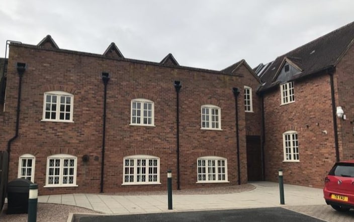 Radford Rd, Alvechurch to rent - Building Photo - Image 2 of 4