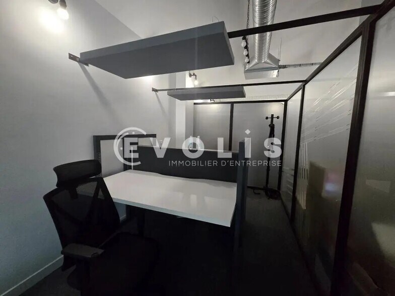 Office in Wissous to rent - Interior Photo - Image 3 of 9