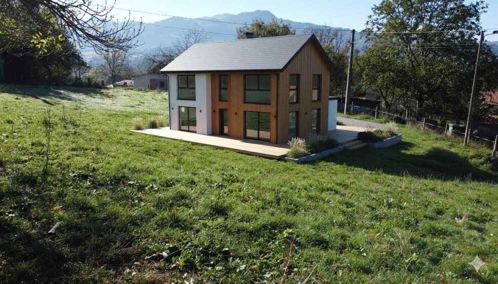 Paraje 4760 Teyera, Nava, 35, Nava, Asturias for sale - Building Photo - Image 1 of 35