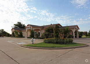 6800 Alma Dr, Plano, TX for sale Primary Photo- Image 1 of 1