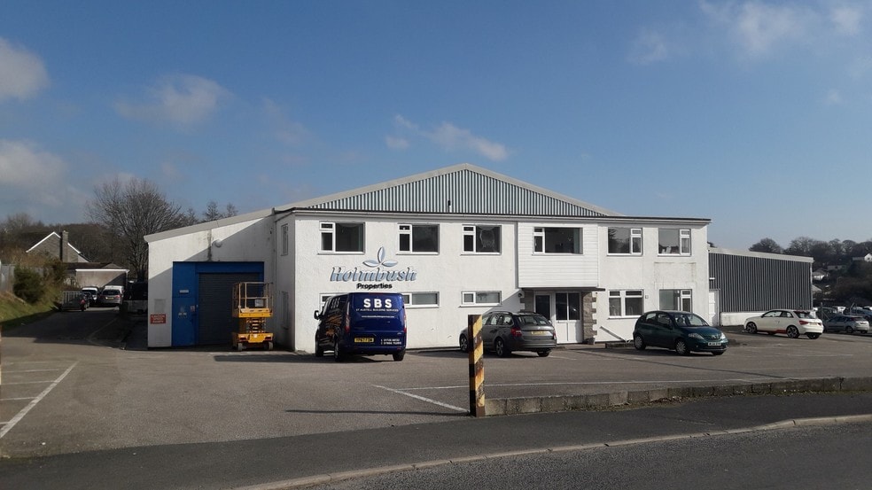 Units 17 Stennack Rd, St Austell, PL25 3JQ UK