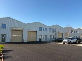 More details for 22 Rue Marius Grosso, Vaulx-en-Velin - Light Industrial to Rent