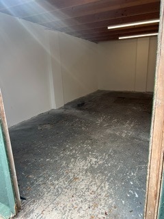 Wheatsheaf Rd, Henfield to rent - Interior Photo - Image 2 of 4