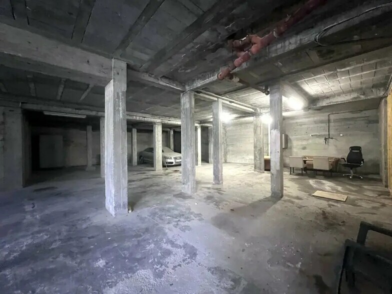 Industrial in Nice for sale - Building Photo - Image 2 of 10