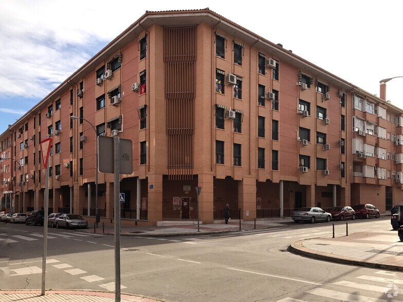 Residential in Fuenlabrada, MAD for sale - Primary Photo - Image 1 of 1